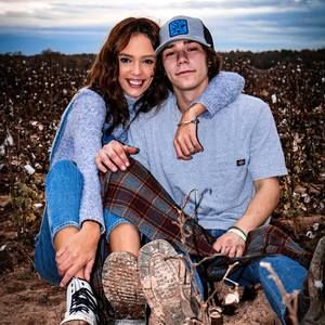 Meet your Posher, Hunter